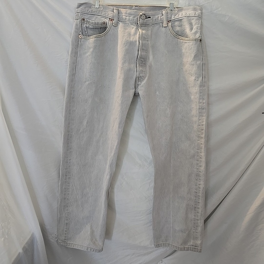 1990s Levi's Light Gray 501 Denim Jeans Men's Size 38 X 32 Button Fly